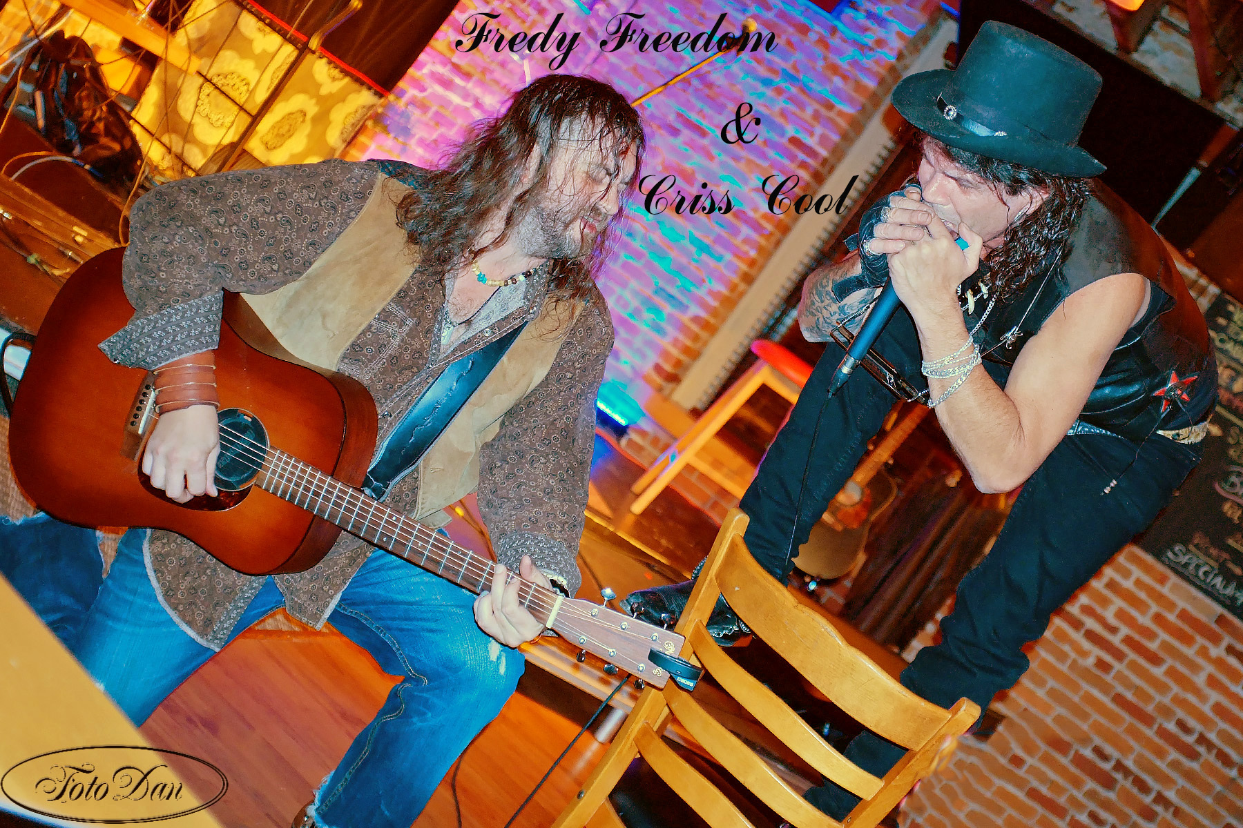 Duo acoustique Fredy Freedom & Criss Cool